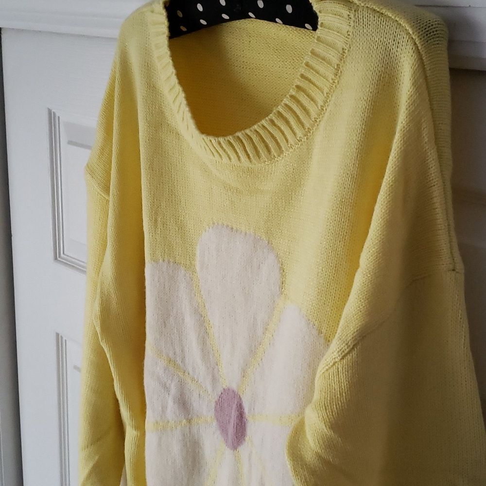 SHEIN Sunflower Sweater
